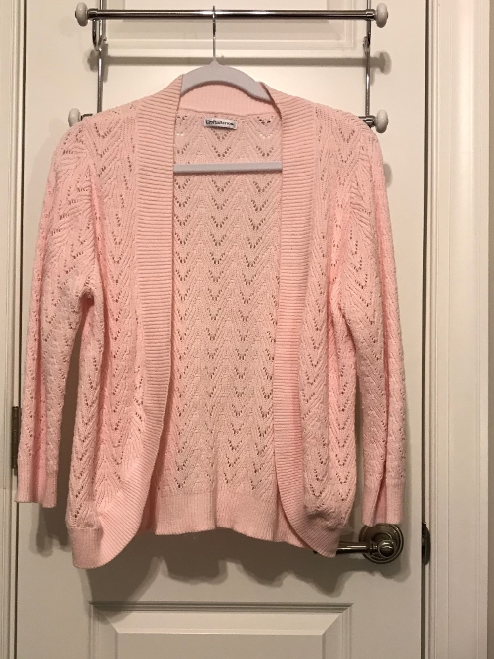 Croft & Barrow soft pink open knit long sleeved open cardigan (S-M)